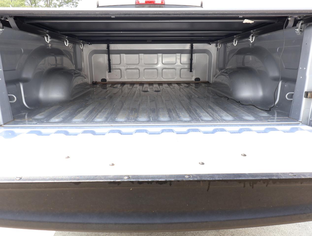 RAM 1500 Big Horn Crew Cab 4WD 2015