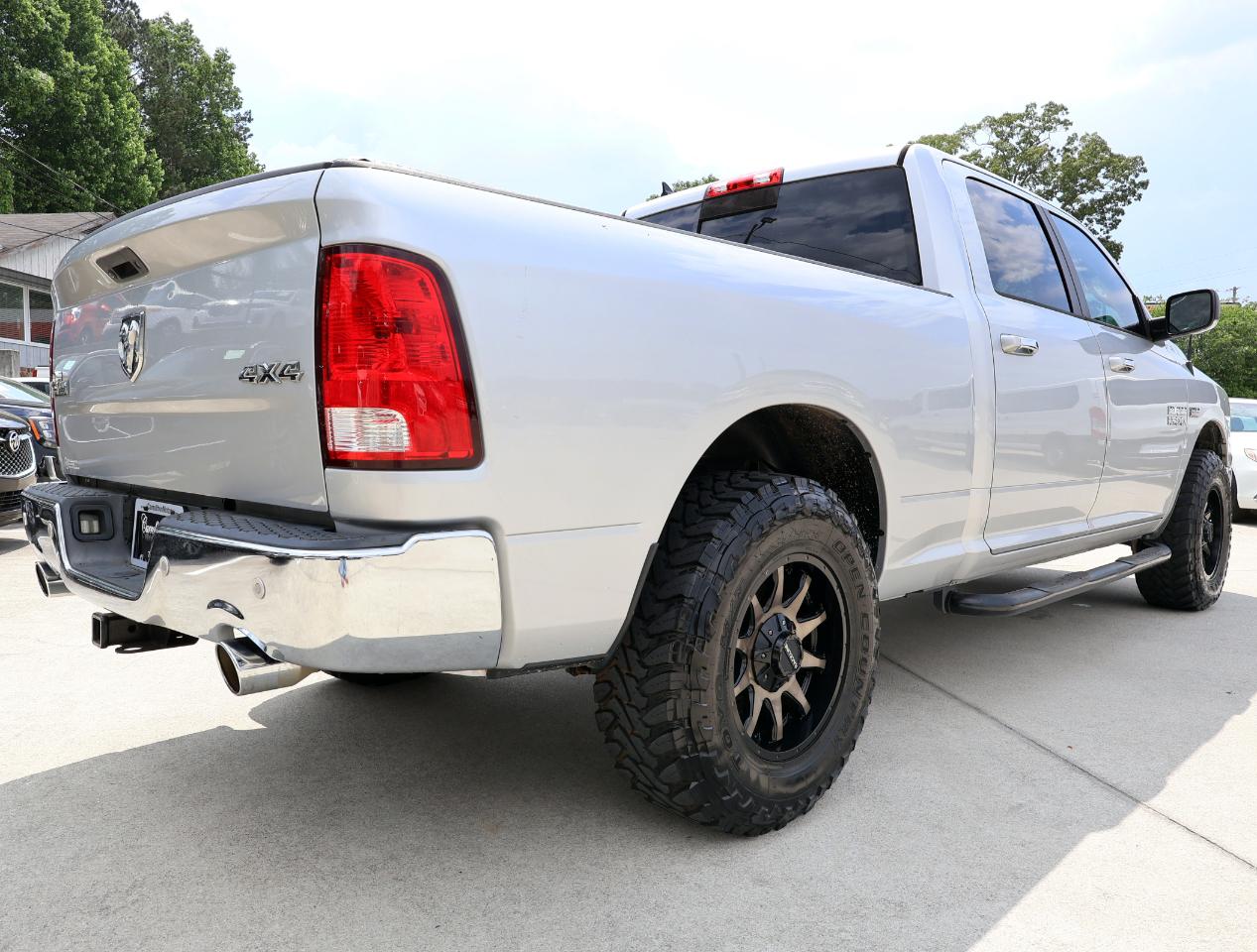 RAM 1500 Big Horn Crew Cab 4WD 2015