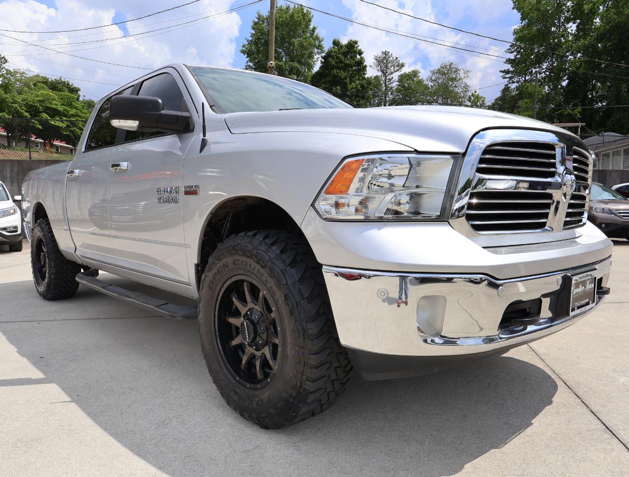RAM 1500 Big Horn Crew Cab 4WD 2015