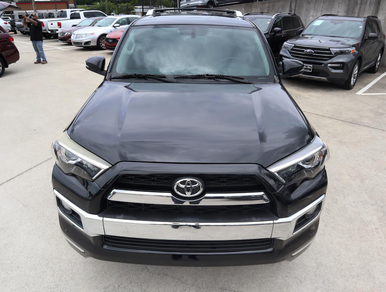Toyota 4Runner Limited 4WD V6 2016