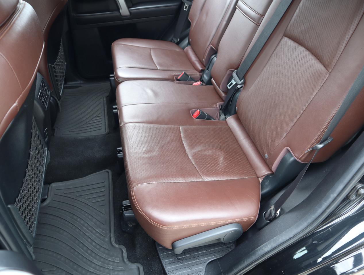Toyota 4Runner Limited 4WD V6 2016