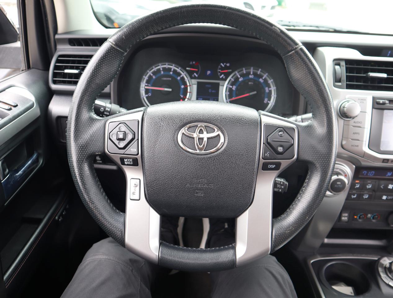 Toyota 4Runner Limited 4WD V6 2016
