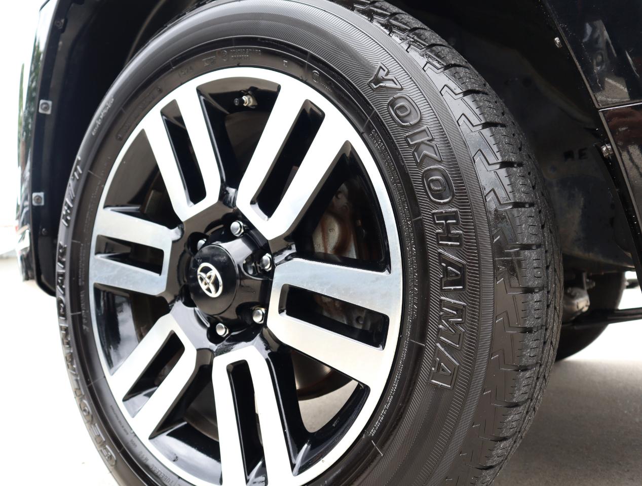 Toyota 4Runner Limited 4WD V6 2016