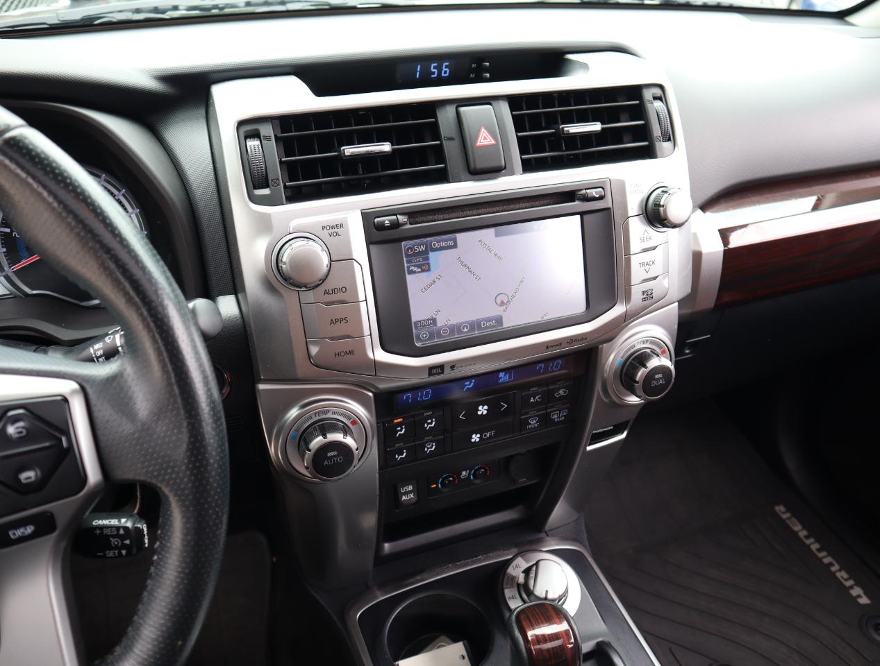 Toyota 4Runner Limited 4WD V6 2016