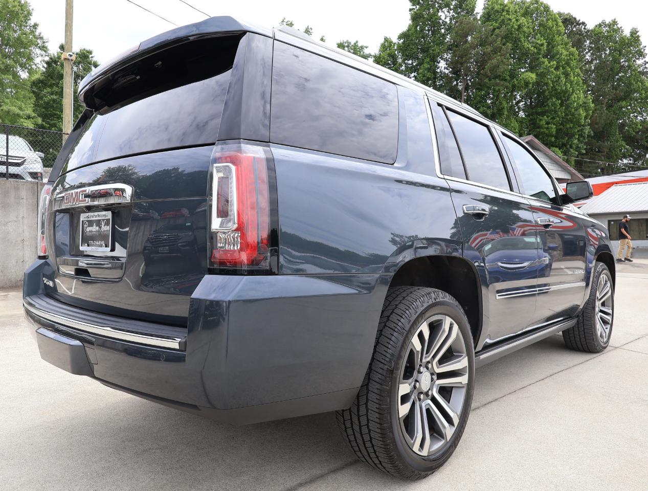 GMC Yukon Denali 2019