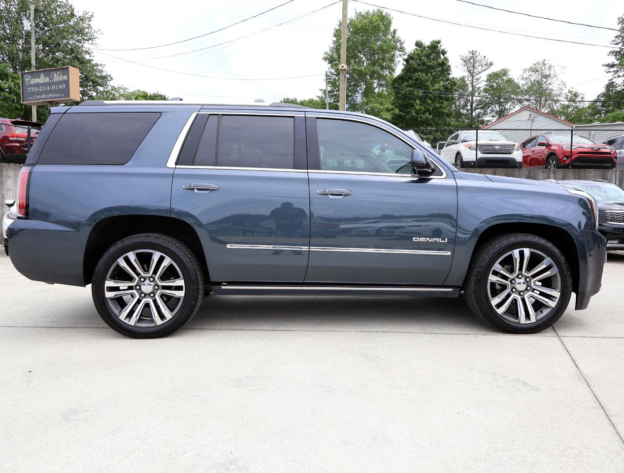 GMC Yukon Denali 2019