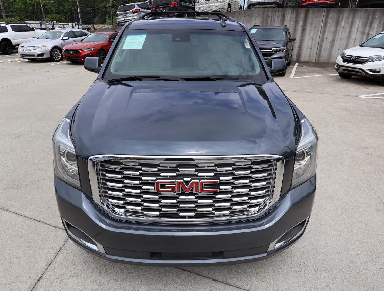 GMC Yukon Denali 2019