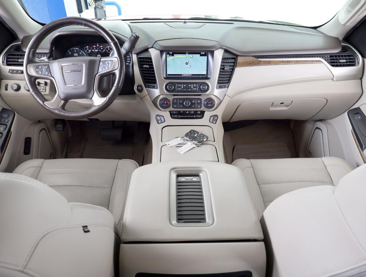 GMC Yukon Denali 2019