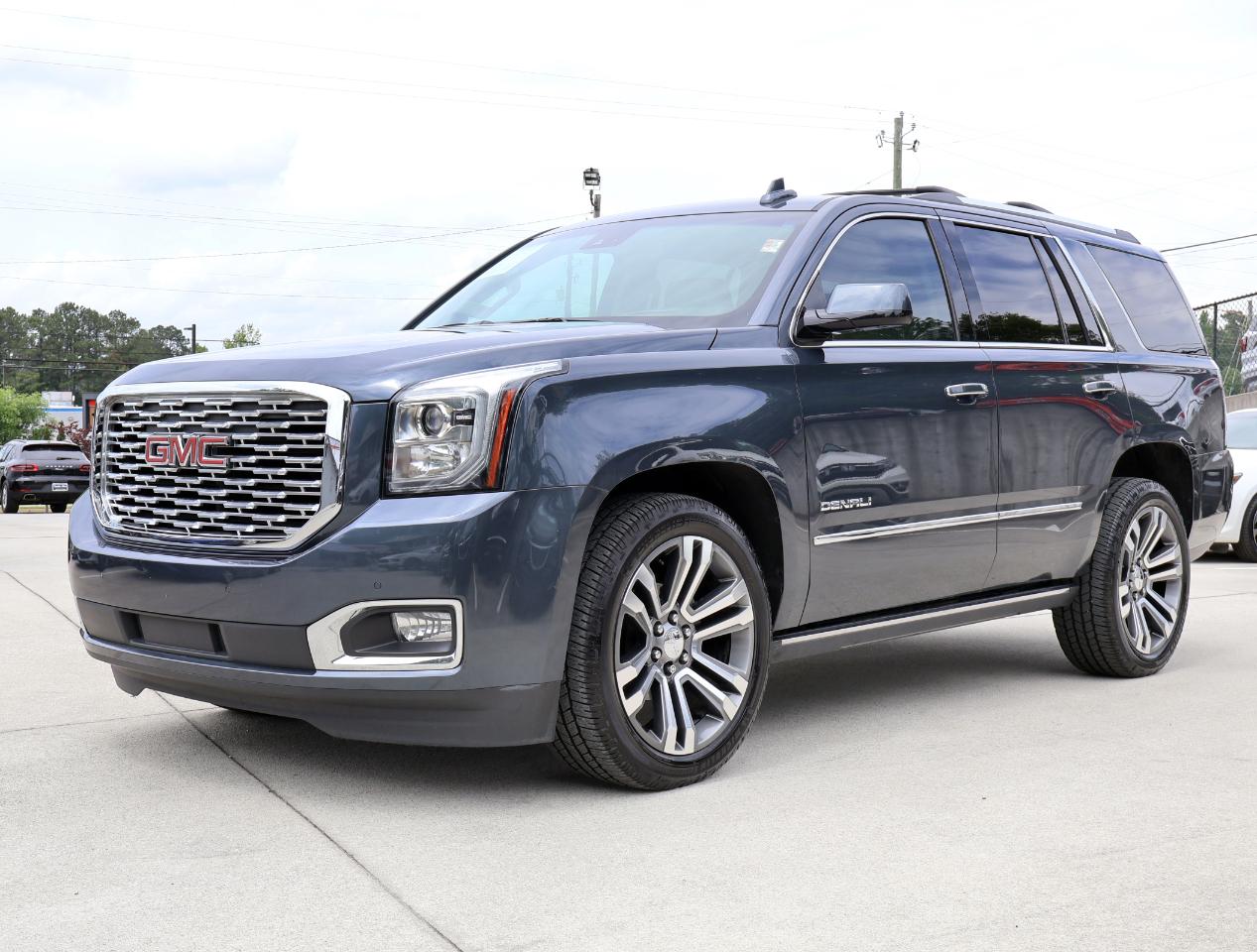 GMC Yukon Denali 2019