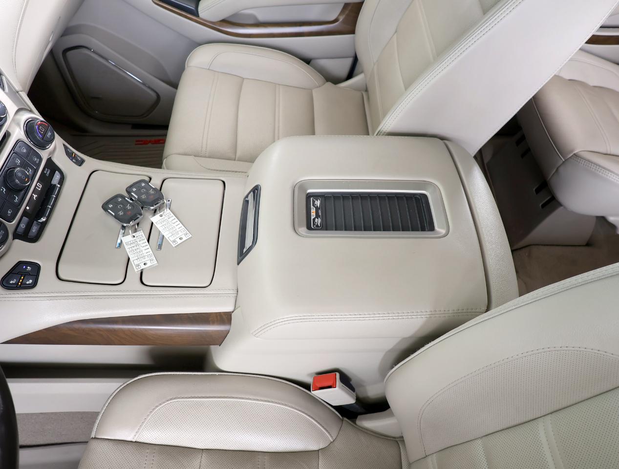 GMC Yukon Denali 2019