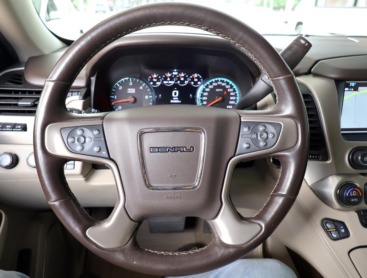 GMC Yukon Denali 2019