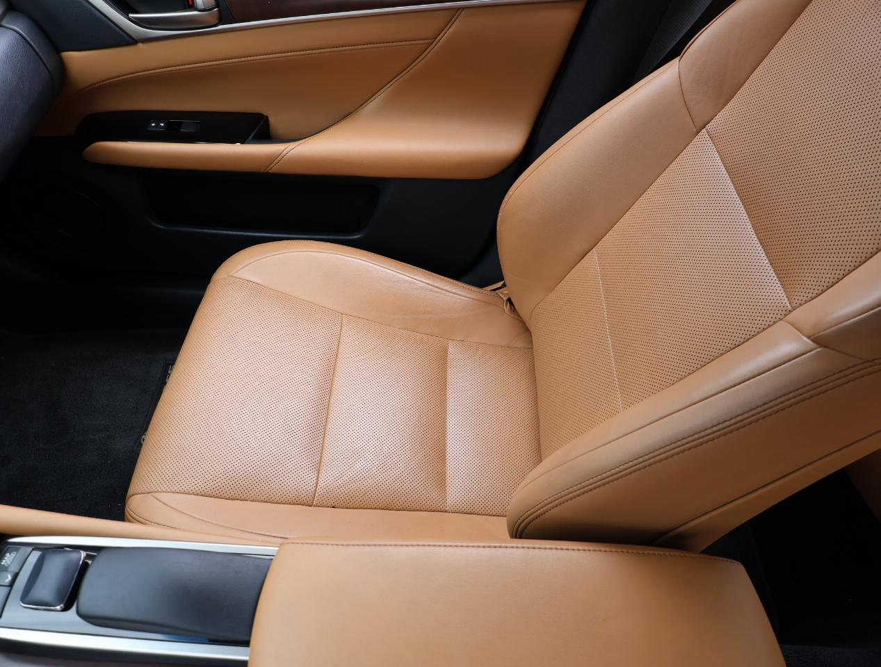 Lexus GS  2013
