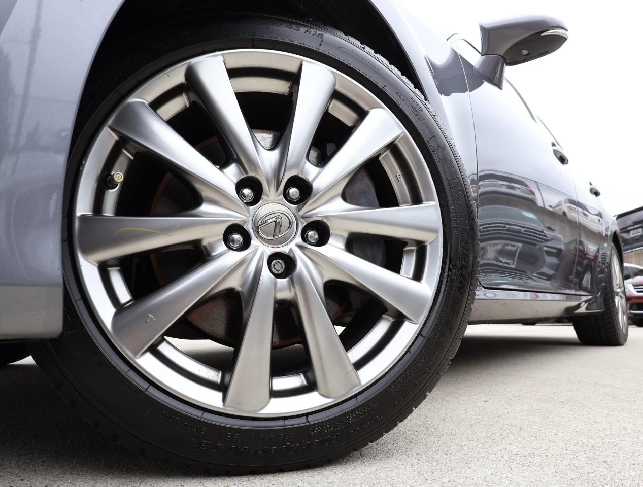Lexus GS  2013