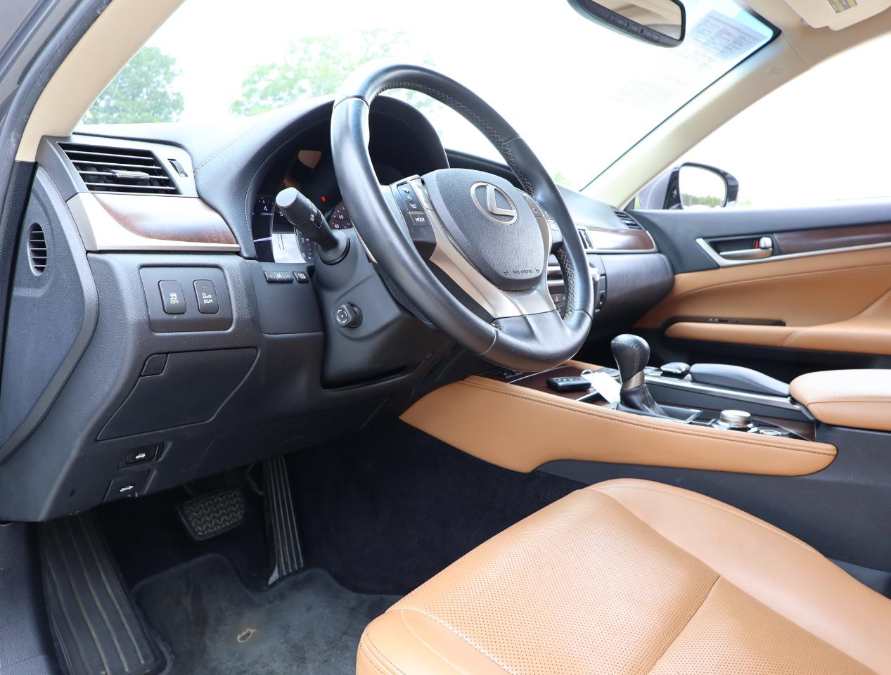 Lexus GS  2013