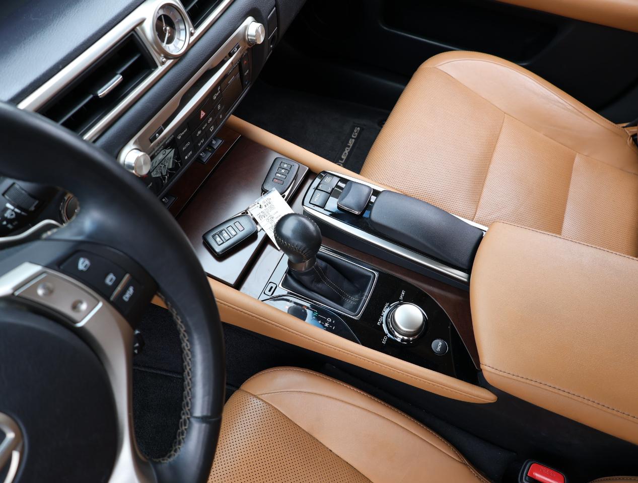 Lexus GS  2013