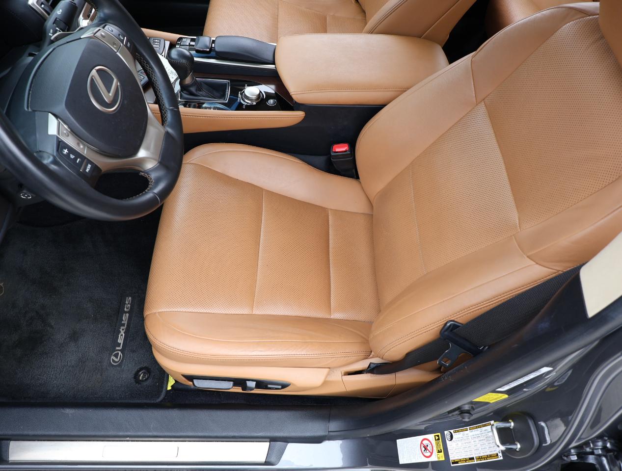Lexus GS  2013