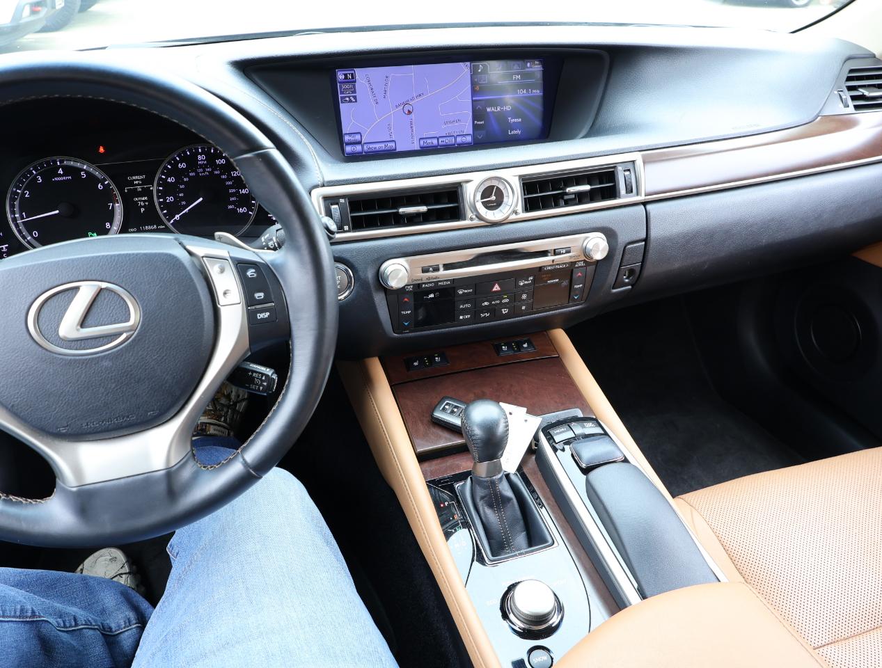 Lexus GS  2013