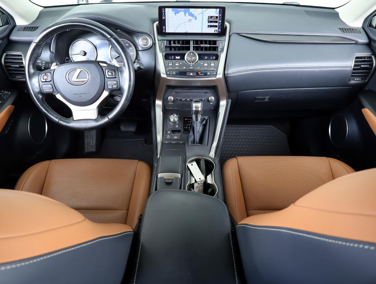 Lexus NX 300 Base 2018