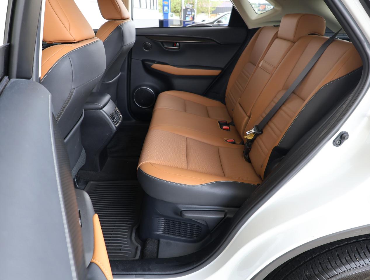 Lexus NX 300 Base 2018