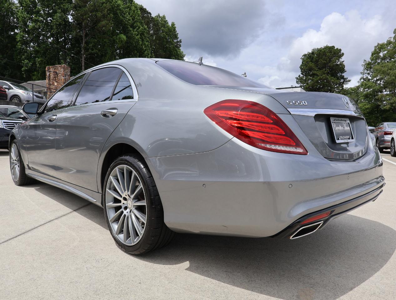 Mercedes-Benz S-Class S550 2015