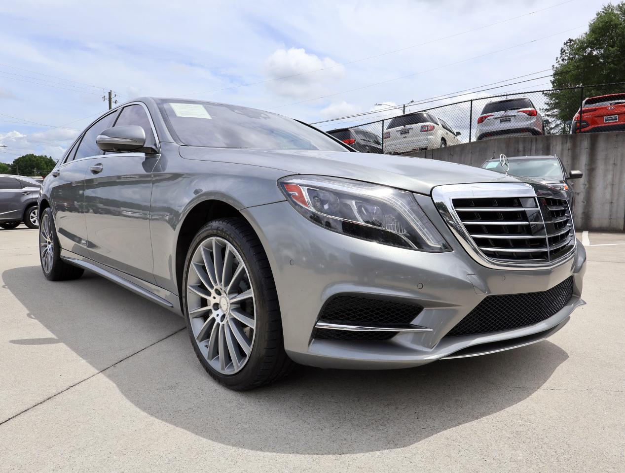 Mercedes-Benz S-Class S550 2015