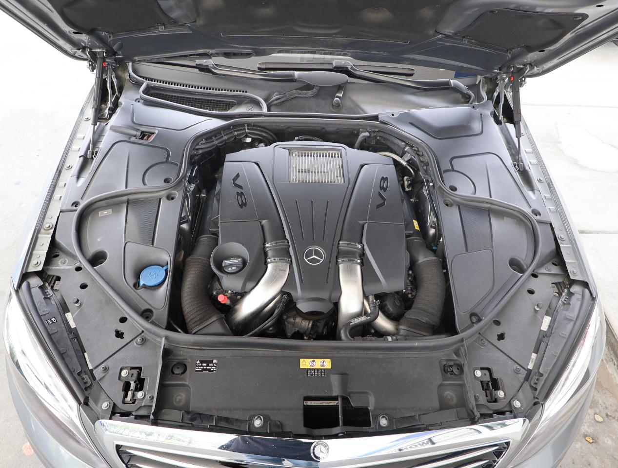Mercedes-Benz S-Class S550 2015