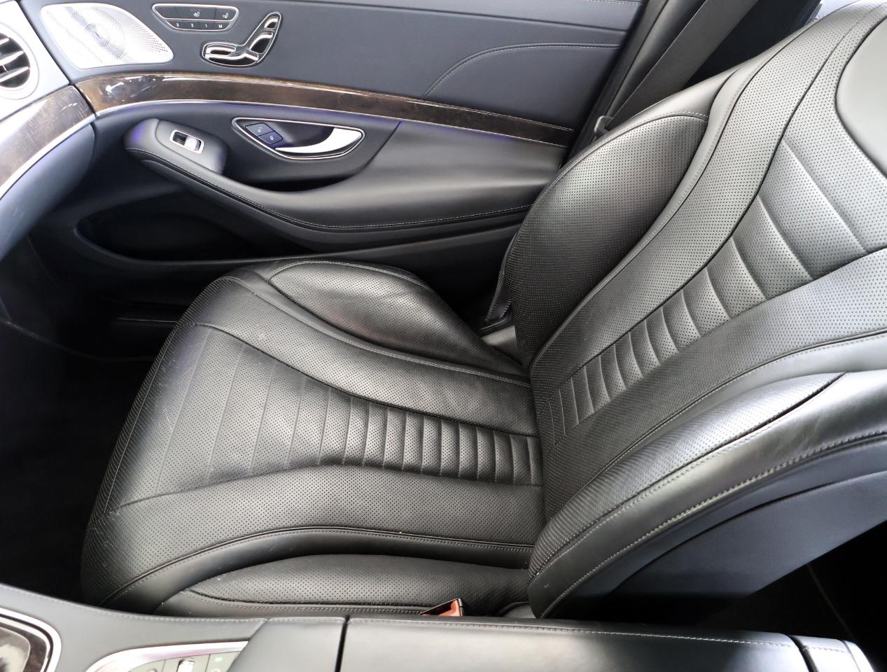 Mercedes-Benz S-Class S550 2015