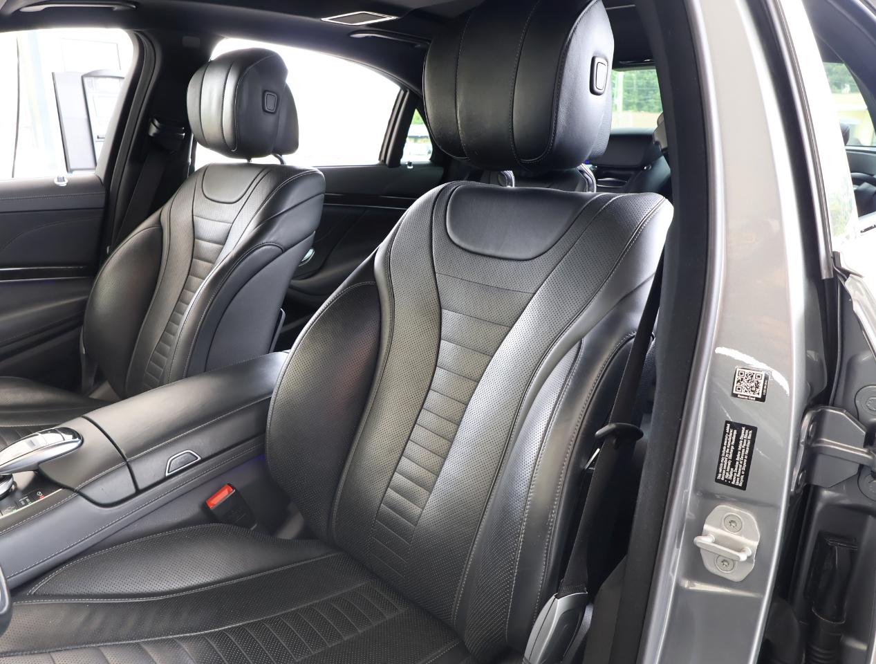 Mercedes-Benz S-Class S550 2015