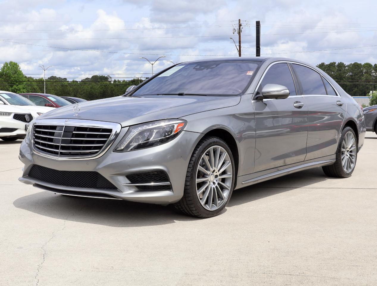 Mercedes-Benz S-Class S550 2015