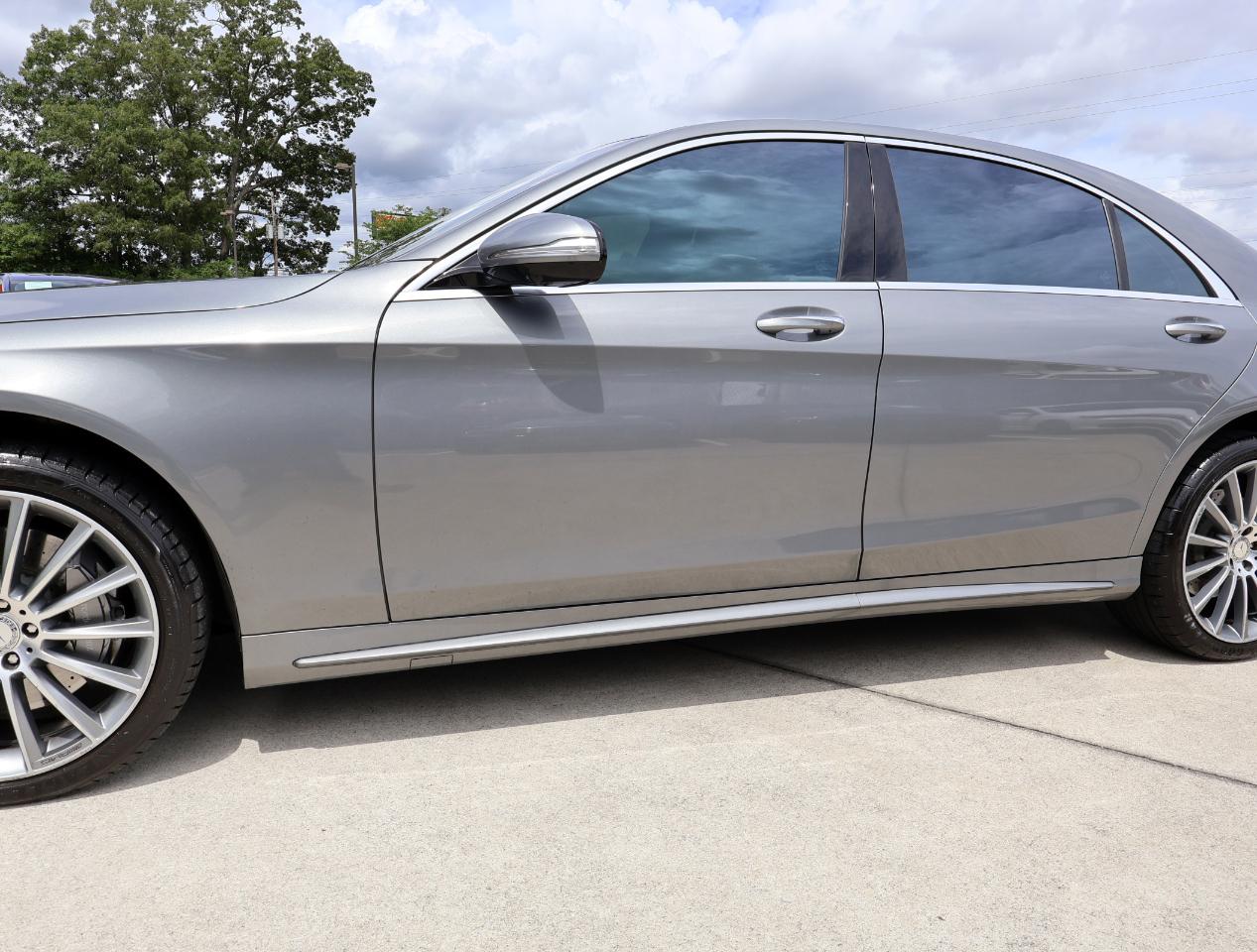 Mercedes-Benz S-Class S550 2015