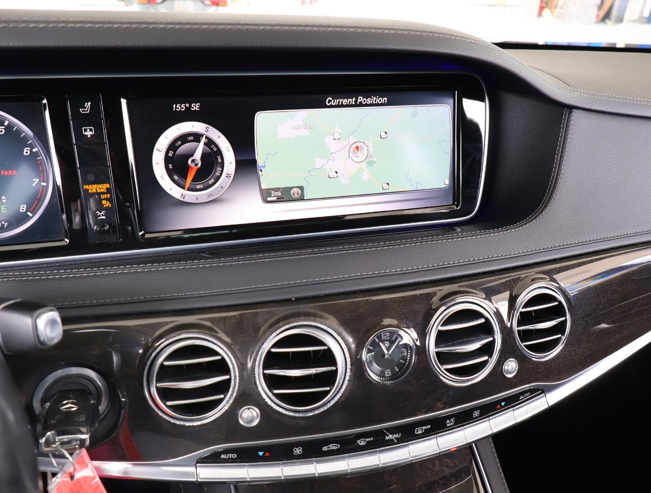 Mercedes-Benz S-Class S550 2015