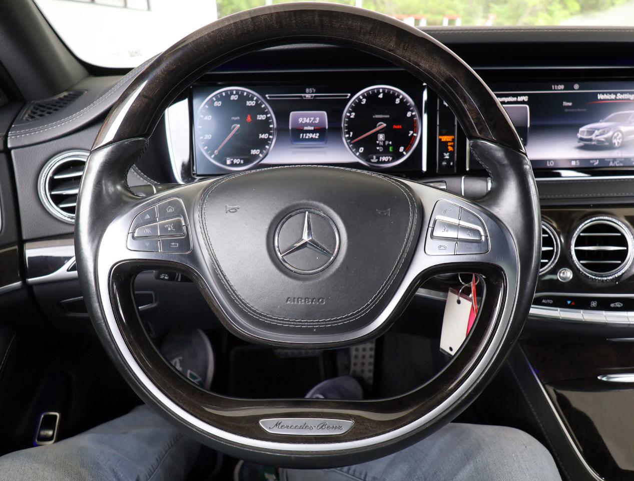 Mercedes-Benz S-Class S550 2015