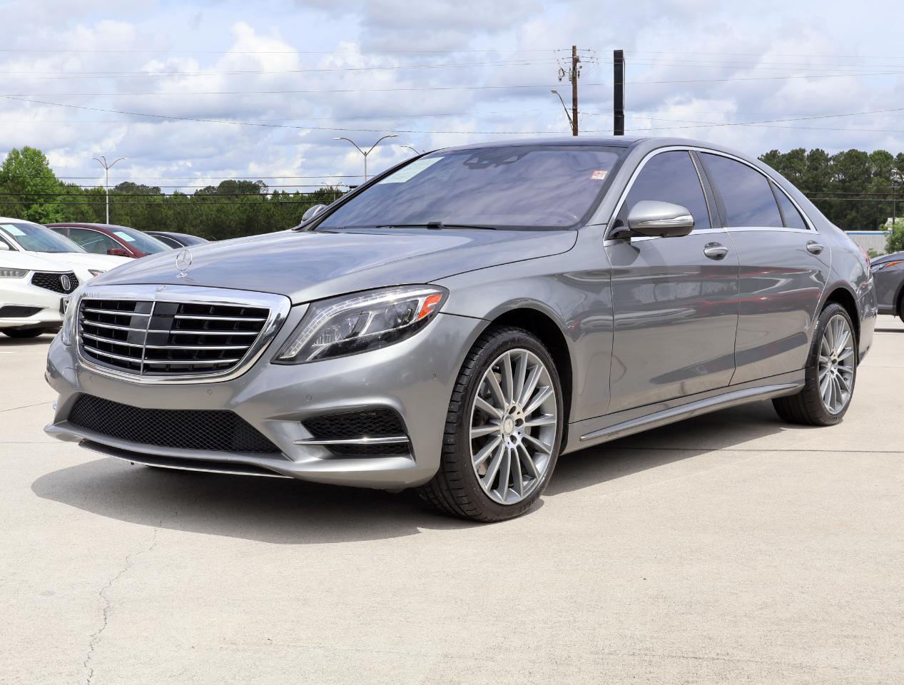Mercedes-Benz S-Class S550 2015