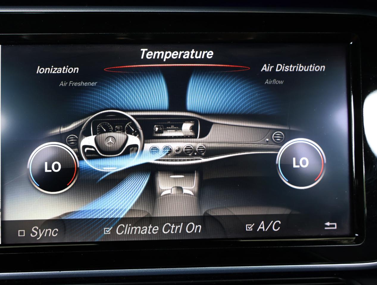 Mercedes-Benz S-Class S550 2015