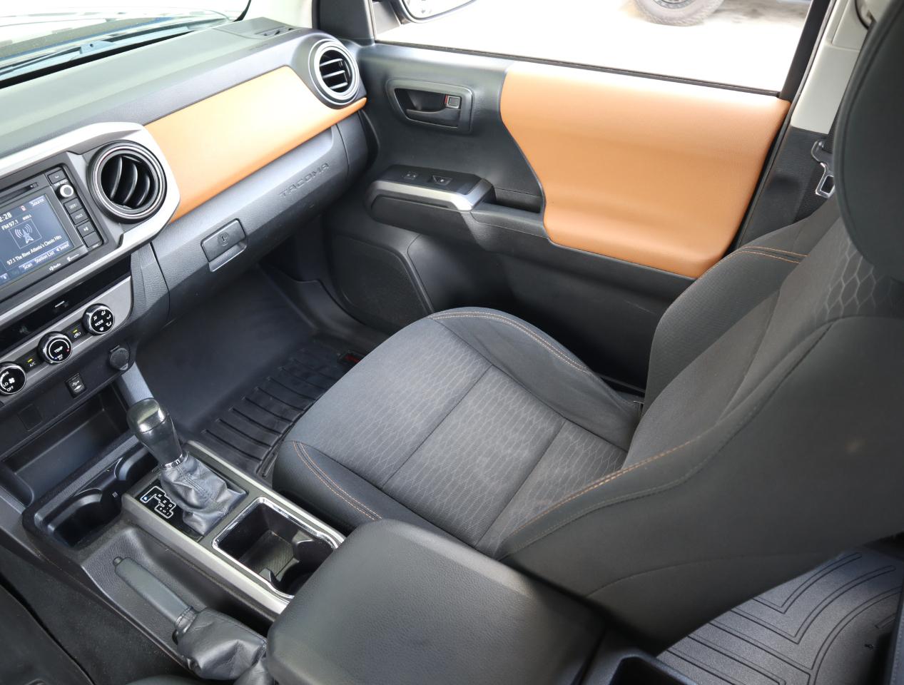 Toyota Tacoma  2016