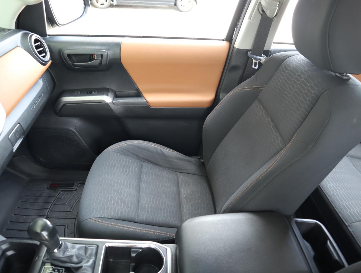 Toyota Tacoma  2016