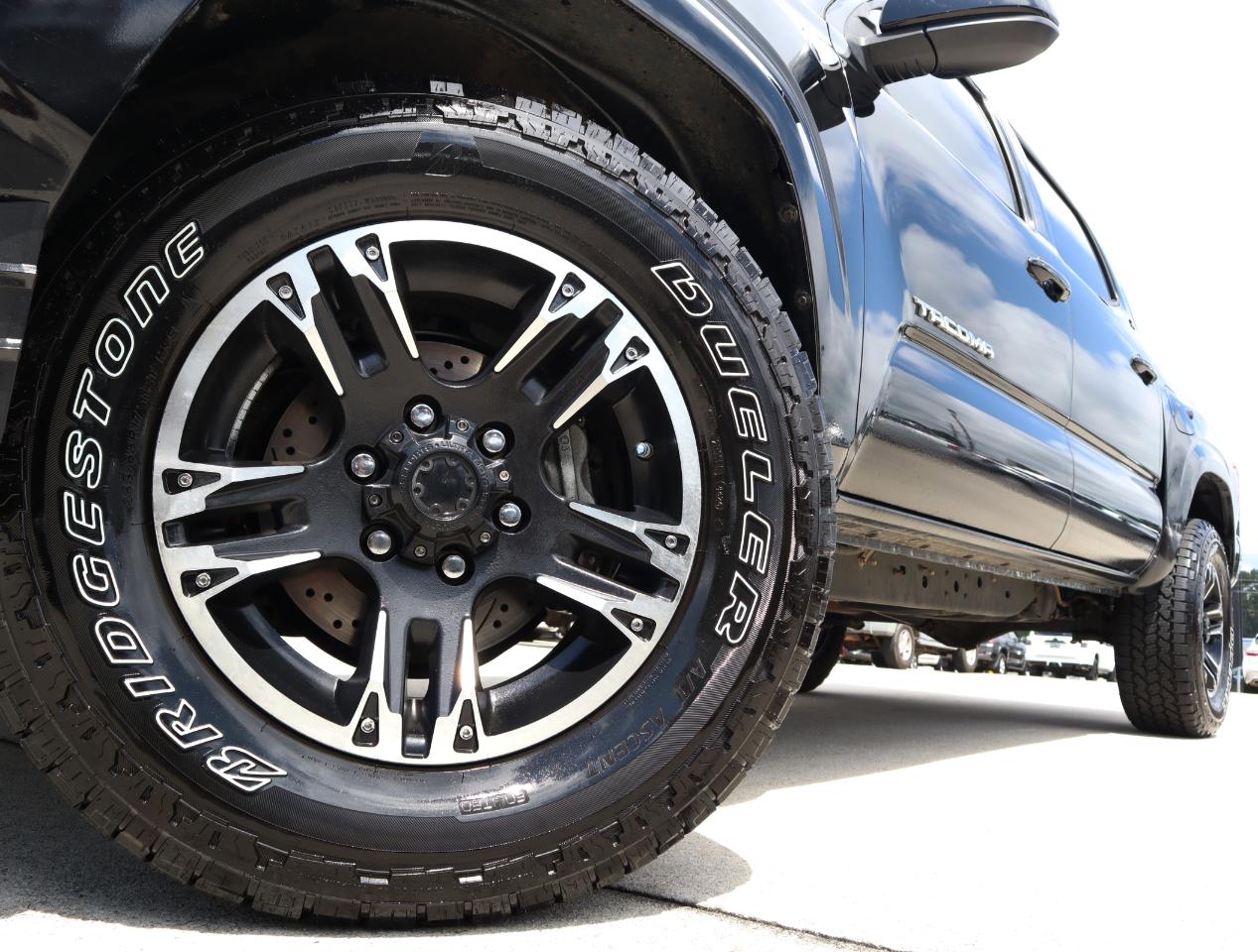 Toyota Tacoma  2016