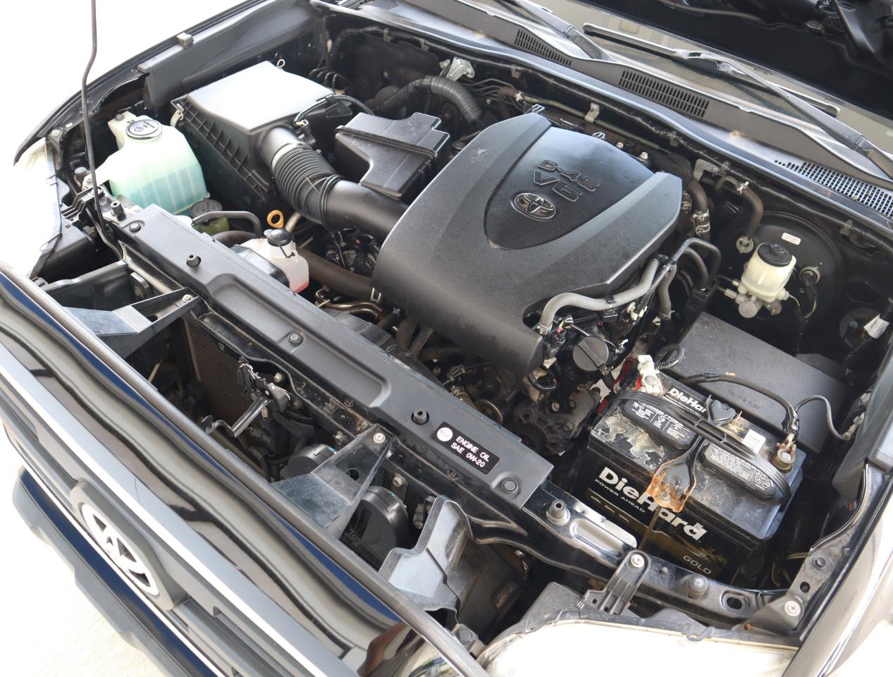 Toyota Tacoma  2016