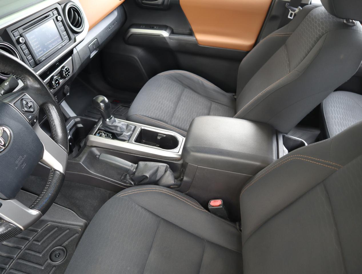 Toyota Tacoma  2016