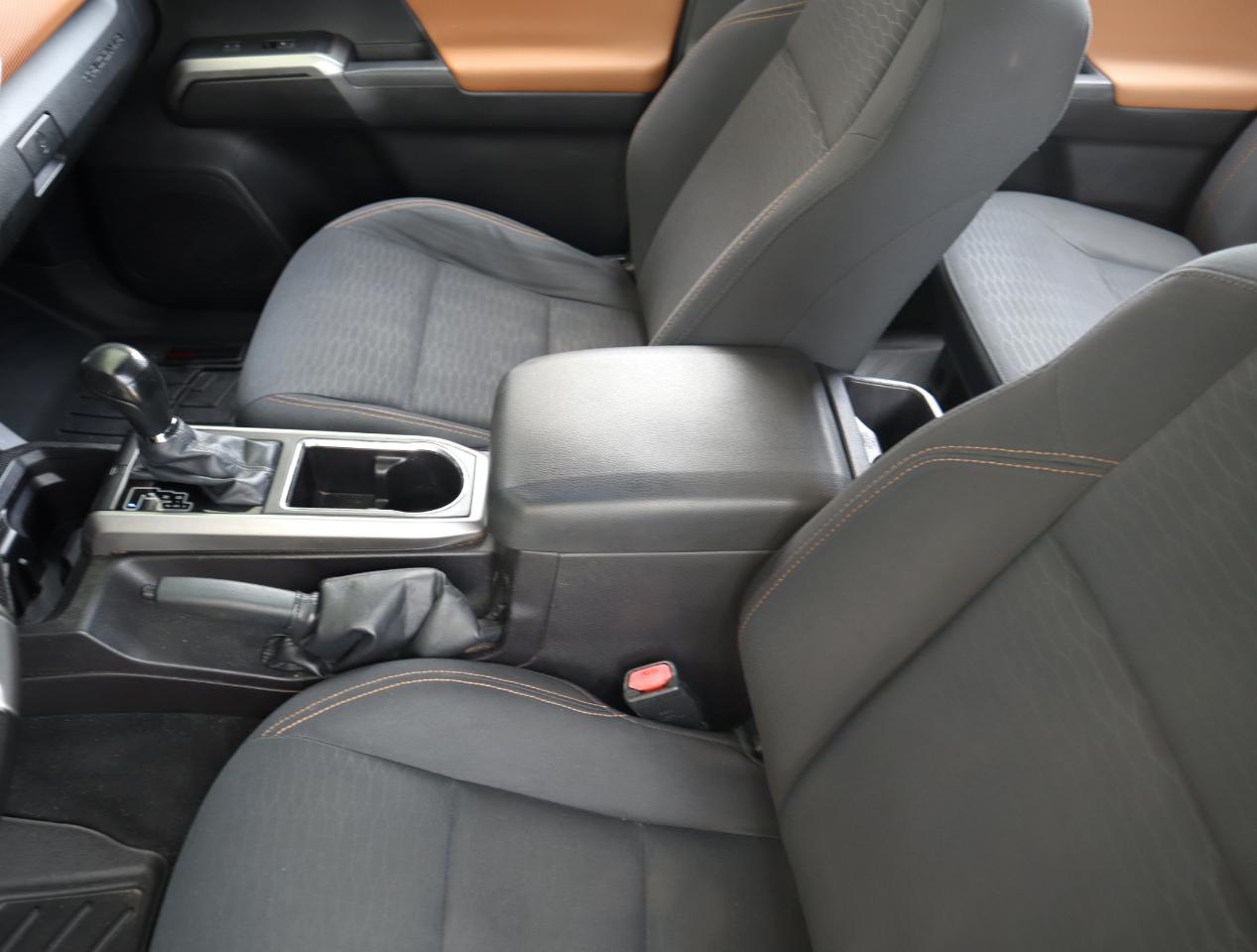 Toyota Tacoma  2016