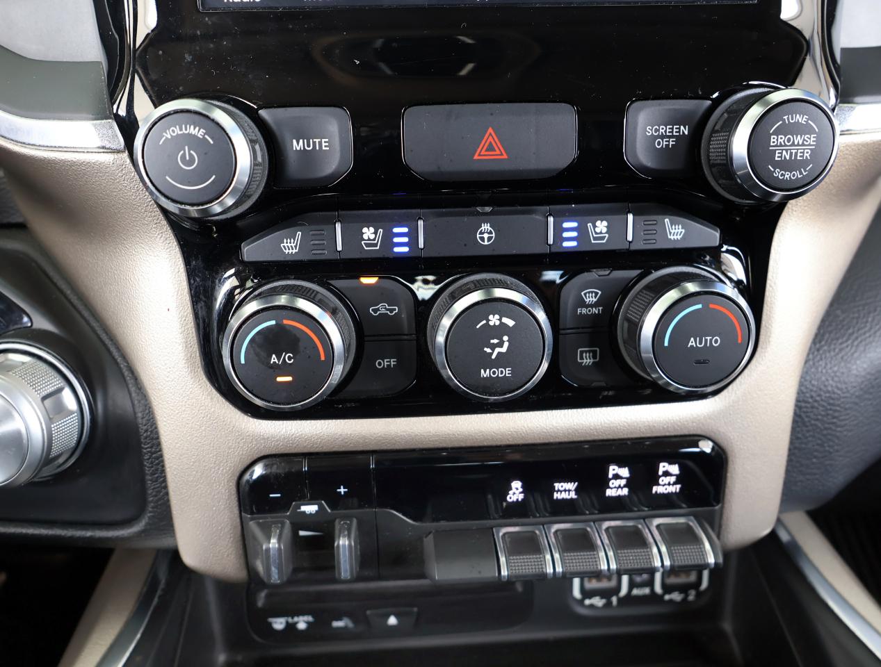 RAM 1500 Laramie Crew Cab 2019