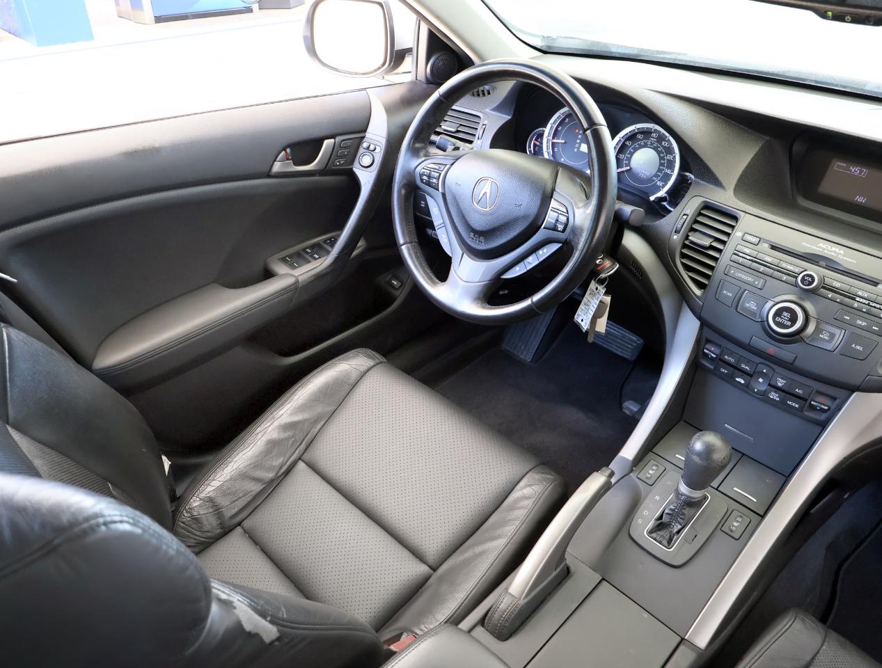 Acura TSX 5-speed AT 2010