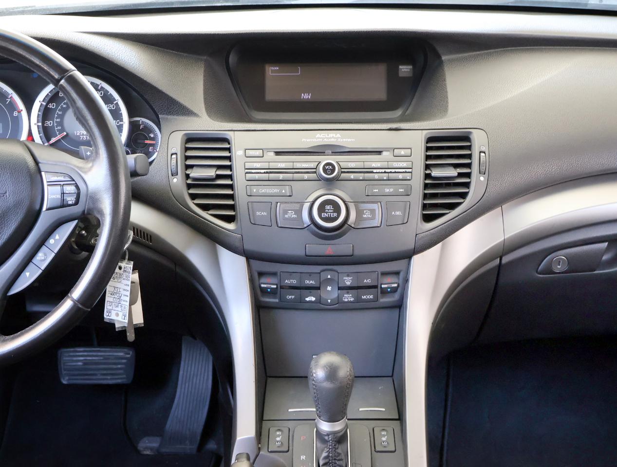 Acura TSX 5-speed AT 2010