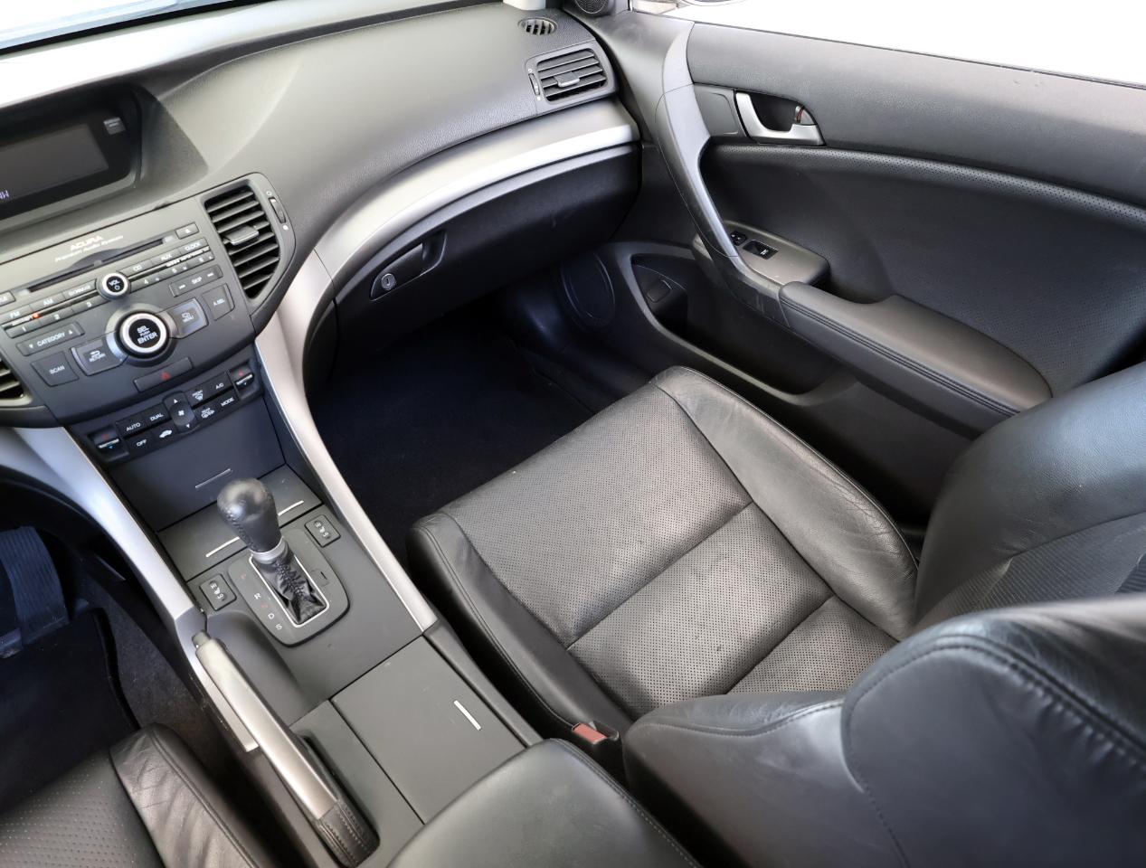 Acura TSX 5-speed AT 2010
