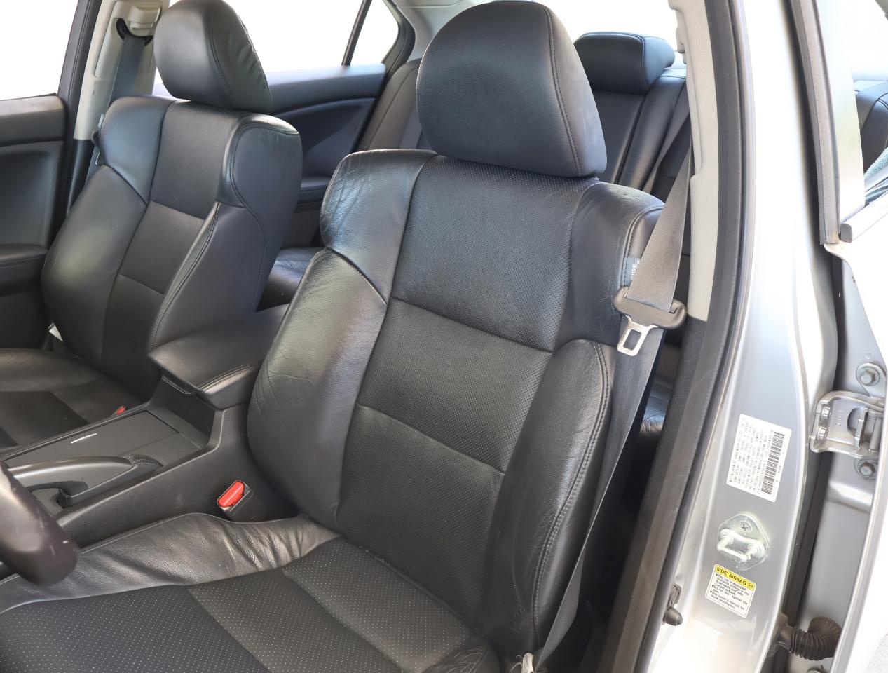 Acura TSX 5-speed AT 2010