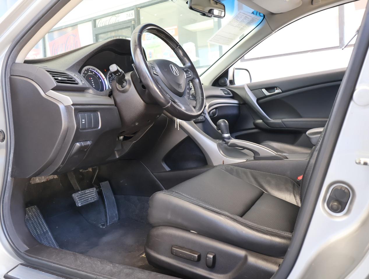Acura TSX 5-speed AT 2010