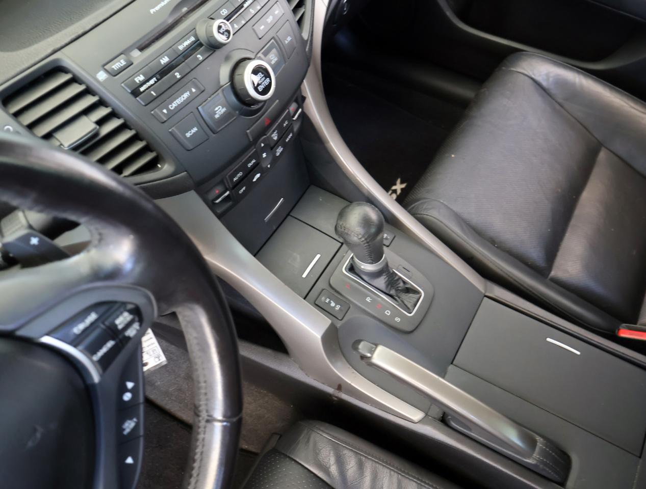 Acura TSX 5-speed AT 2010