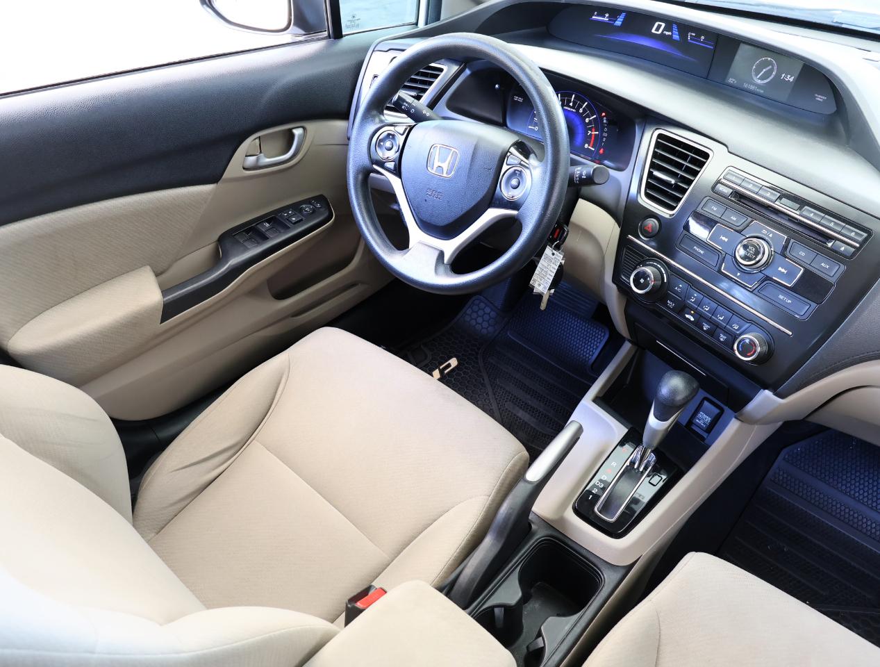Honda Civic LX Sedan 5-Speed AT 2013