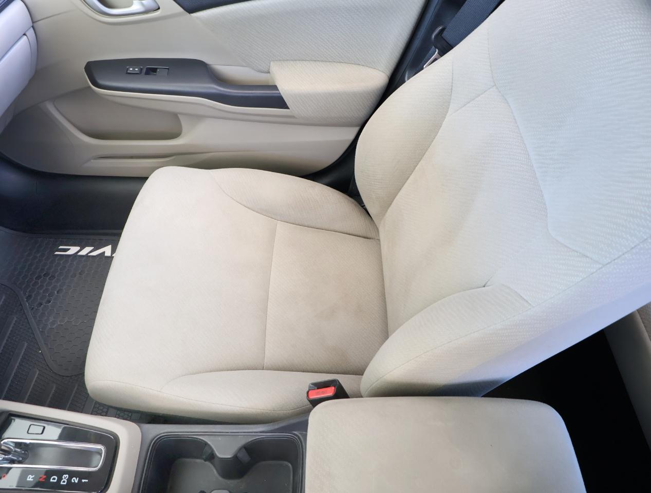 Honda Civic LX Sedan 5-Speed AT 2013