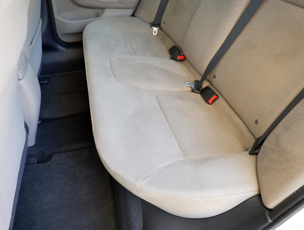 Honda Civic LX Sedan 5-Speed AT 2013